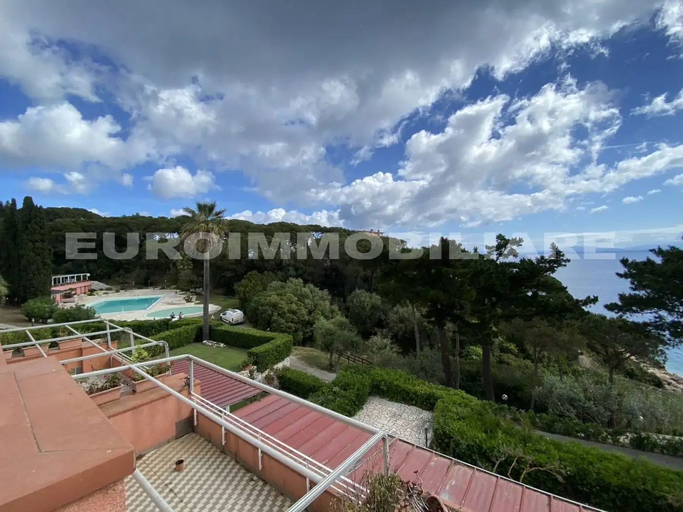 Appartamento in vendita a Rio