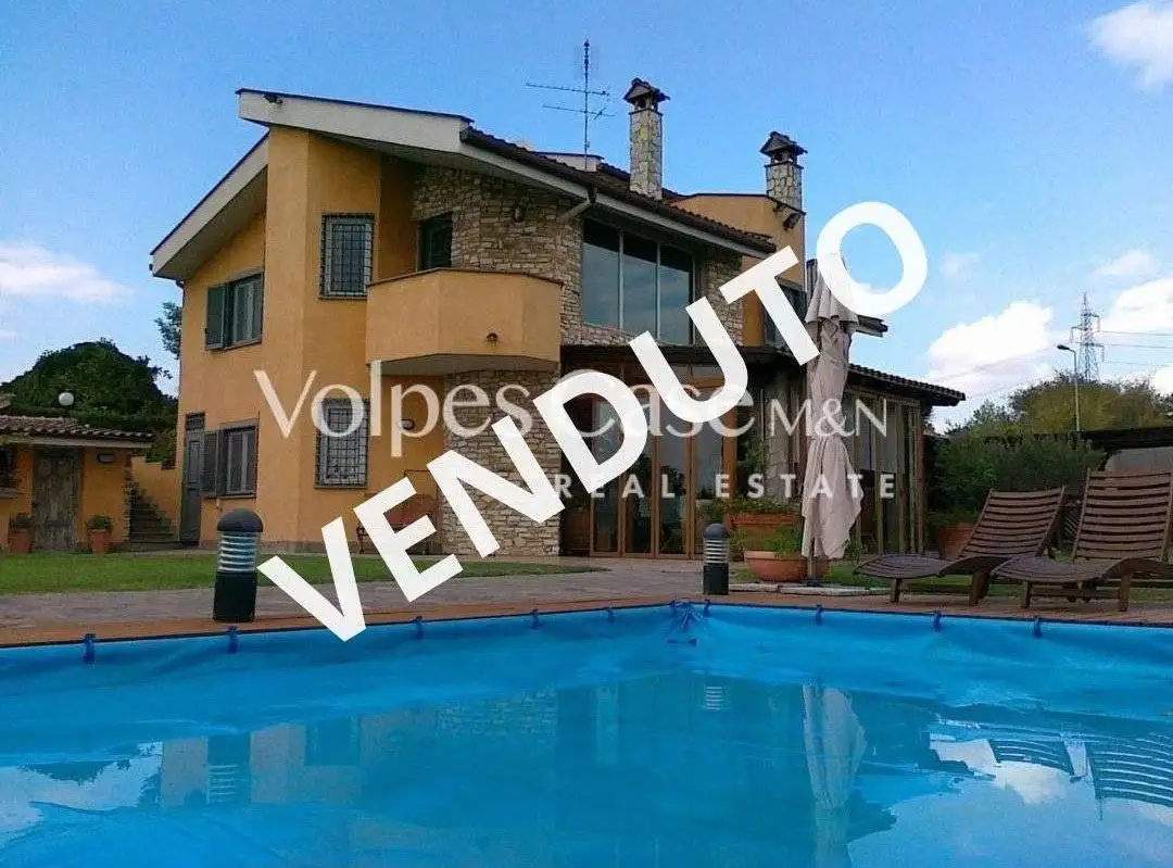 Villa in vendita a Guidonia Montecelio