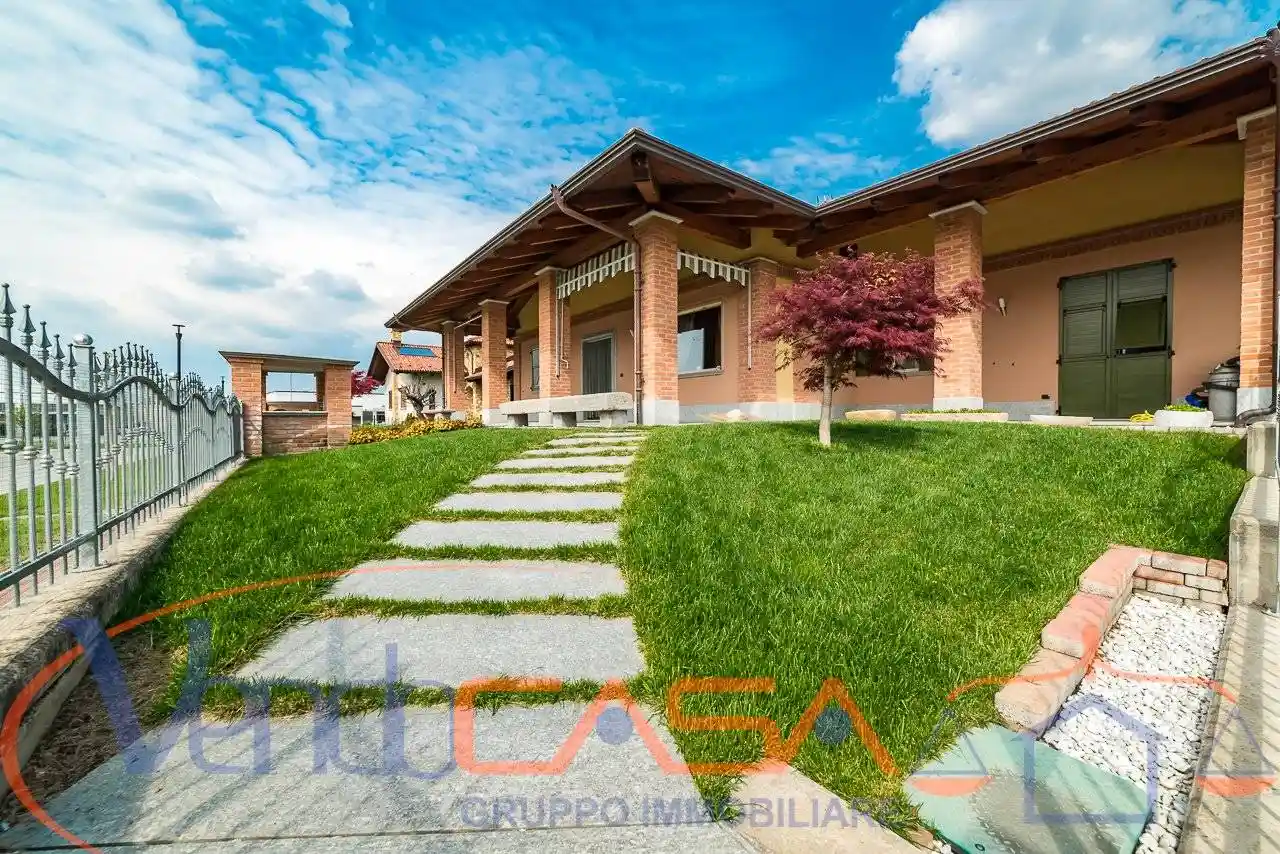 Villa in vendita a Villafranca Piemonte