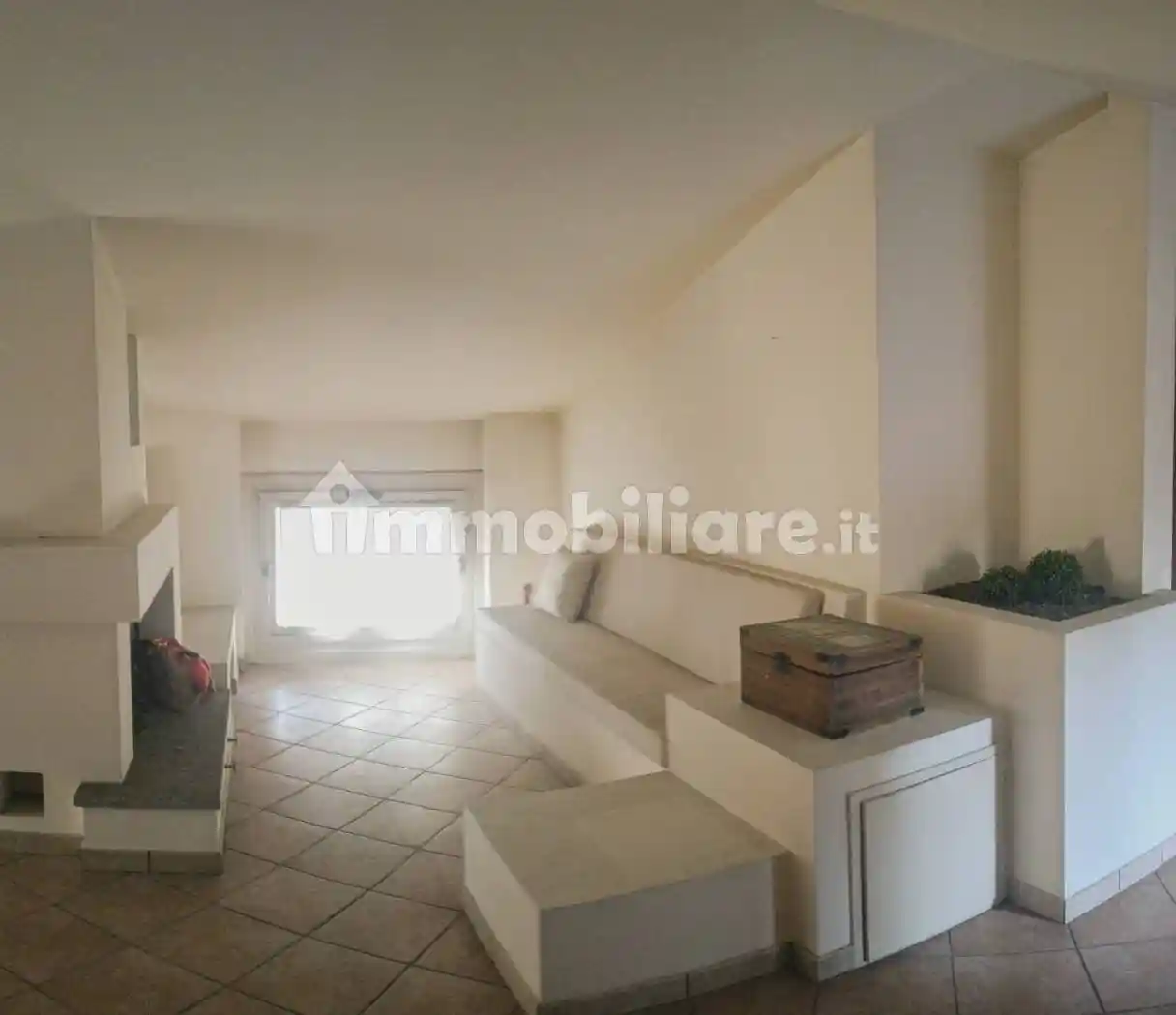 Appartamento in vendita a Vedano Olona