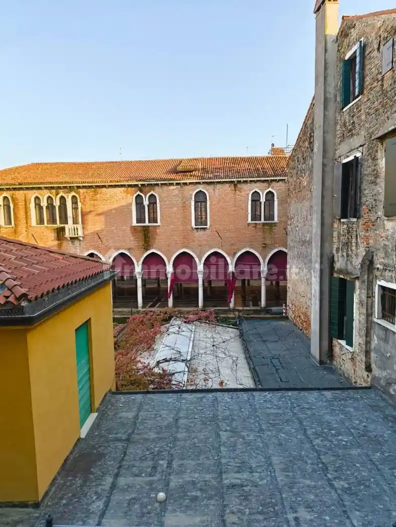 Appartamento in vendita a Venezia