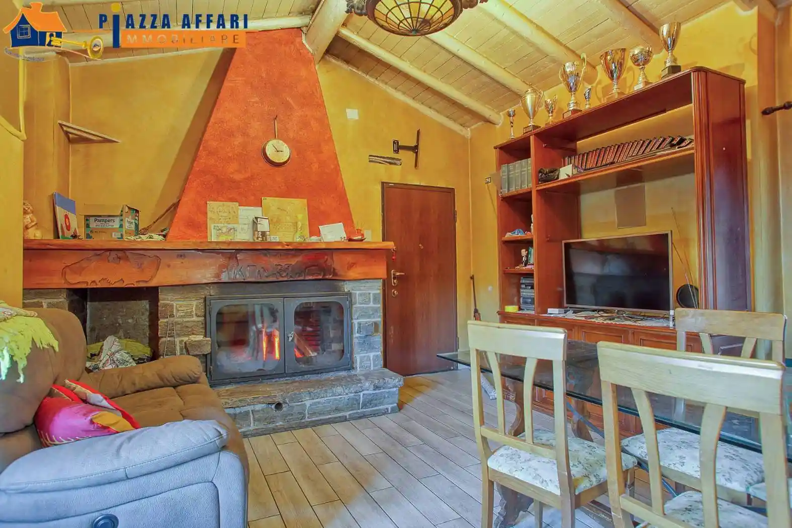 Casa indipendente in vendita a Cadegliano-Viconago