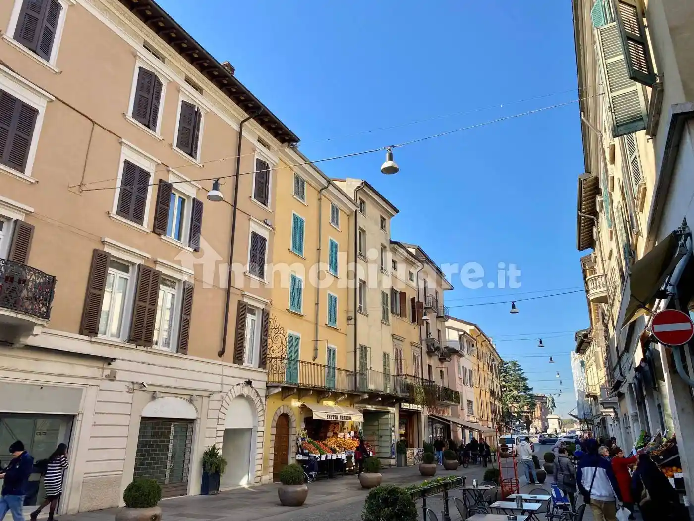 Palazzo - Edificio in vendita a Brescia