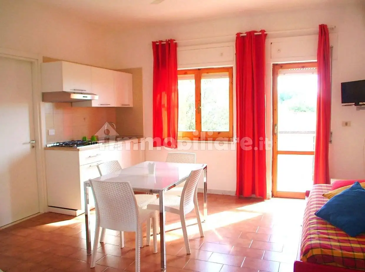 Bilocale Contrada Grillo, Falerna