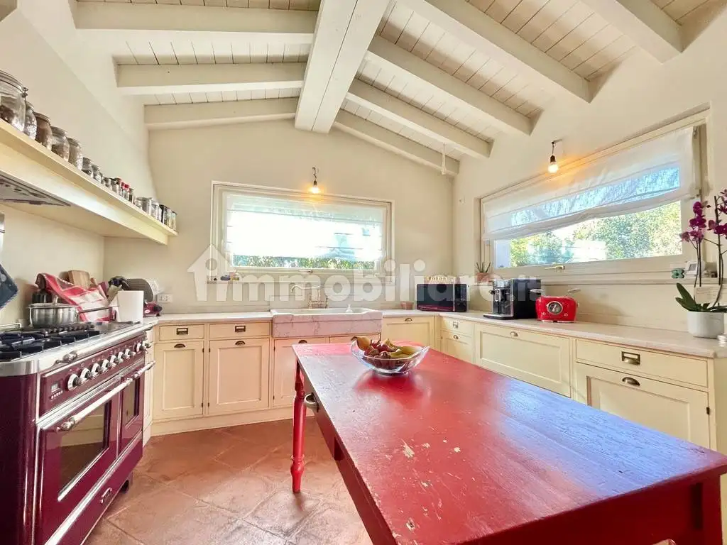 Villa in vendita a Paitone