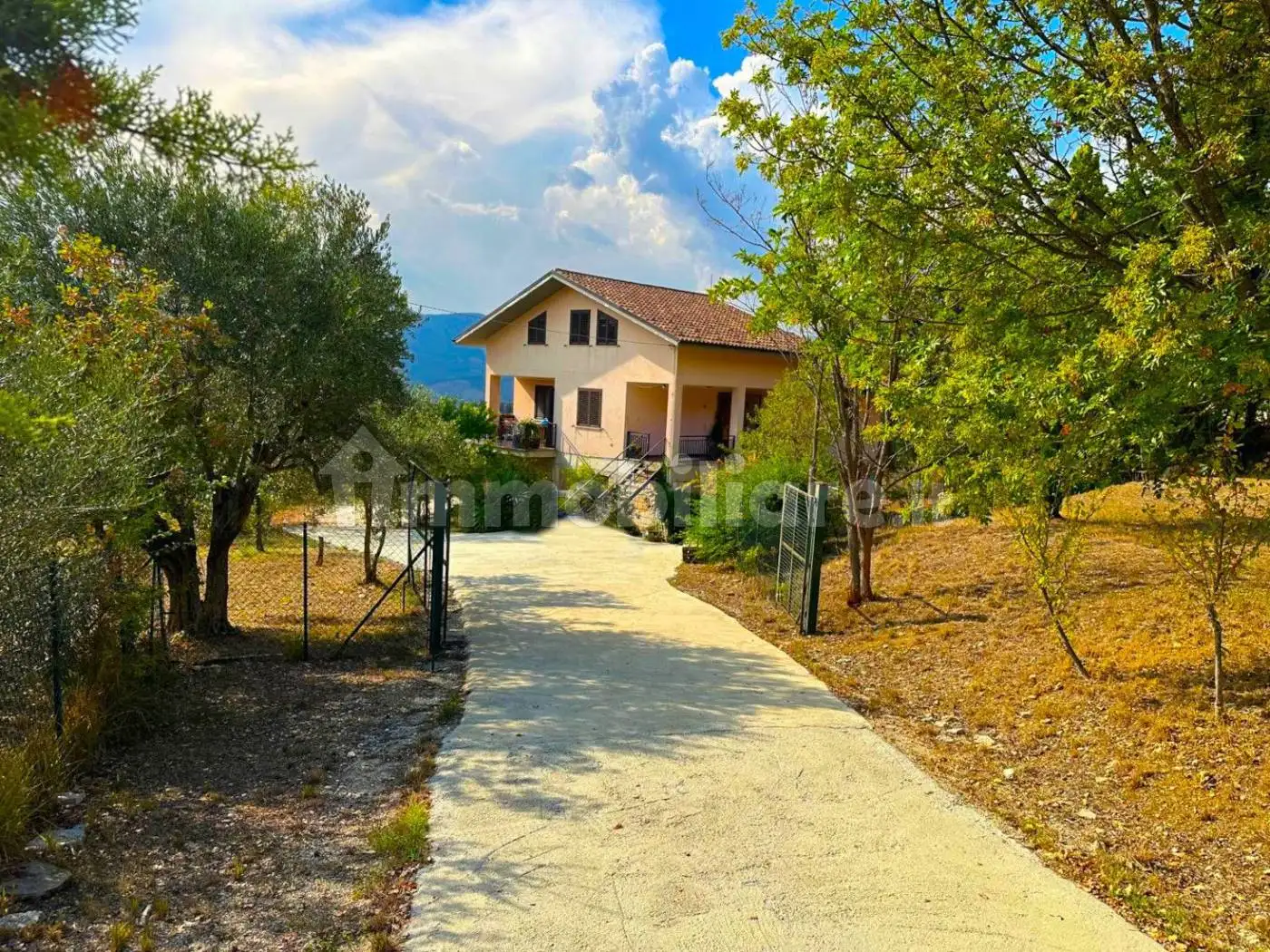 Villa in vendita a San Valentino in Abruzzo Citeriore