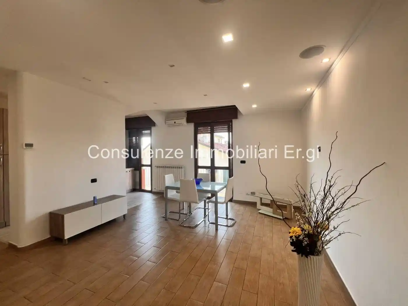 Appartamento in vendita a Garbagnate Milanese