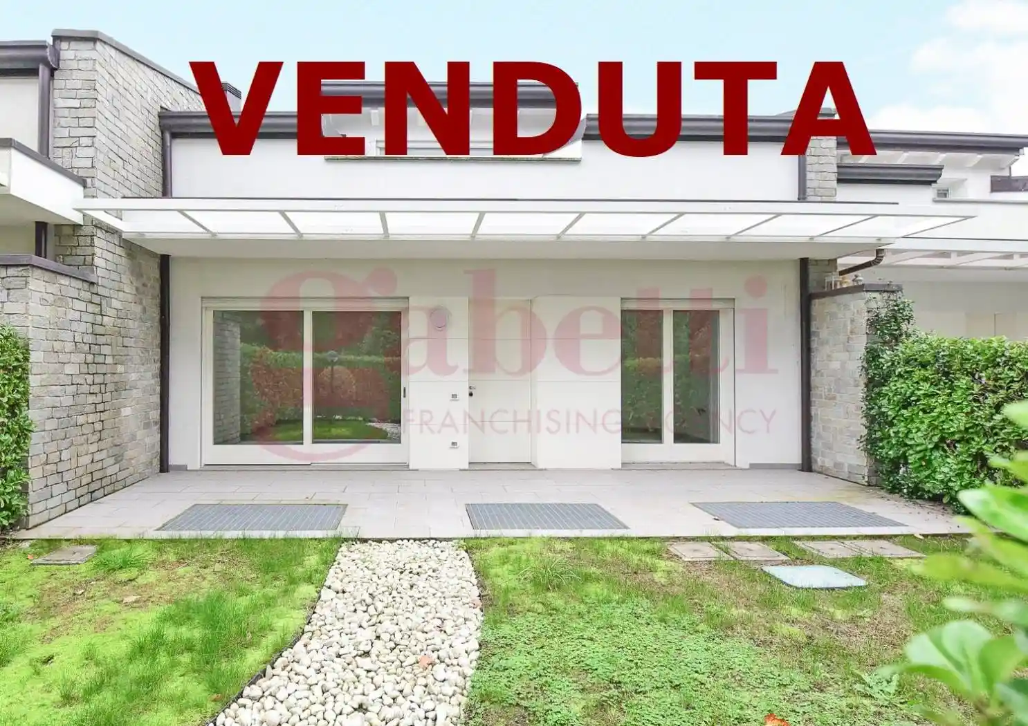 Villetta a schiera in vendita a Carimate