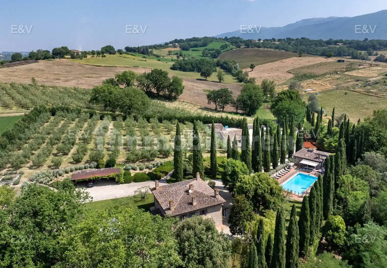 Rustico - Casale in vendita a Massa Martana