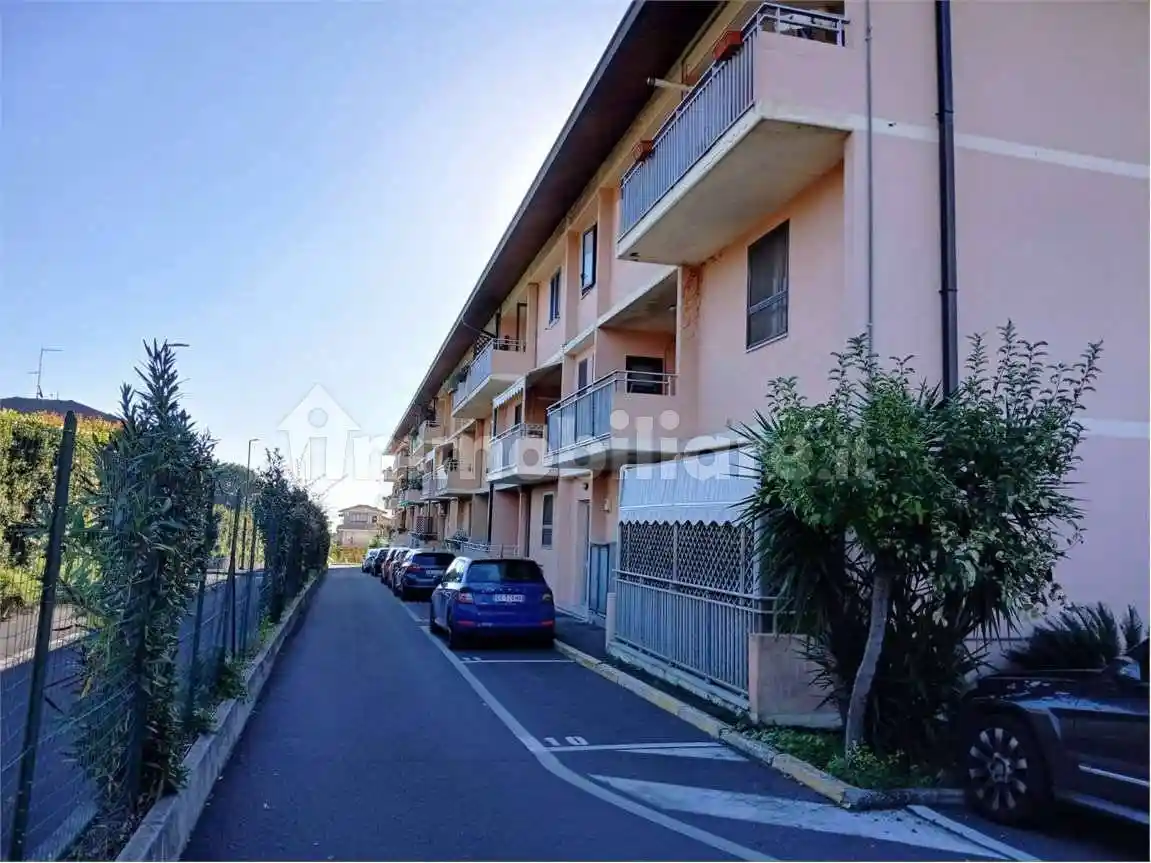 Appartamento in vendita a Aci Sant'Antonio