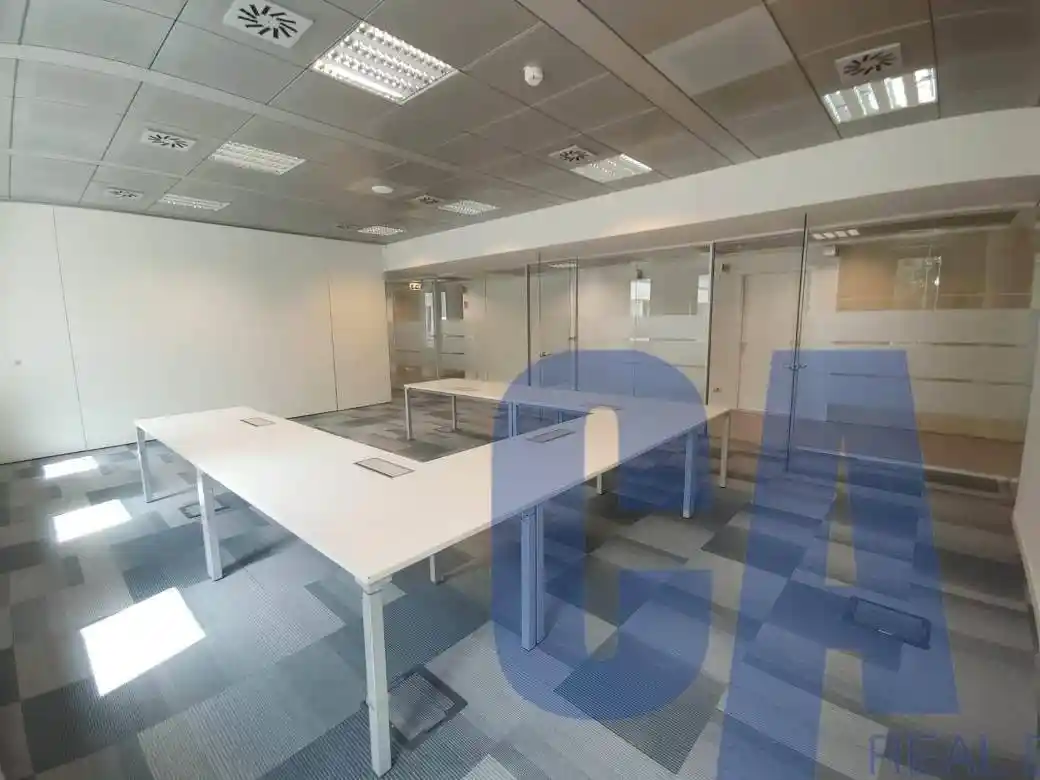 Palazzo - Edificio in affitto a San Donato Milanese