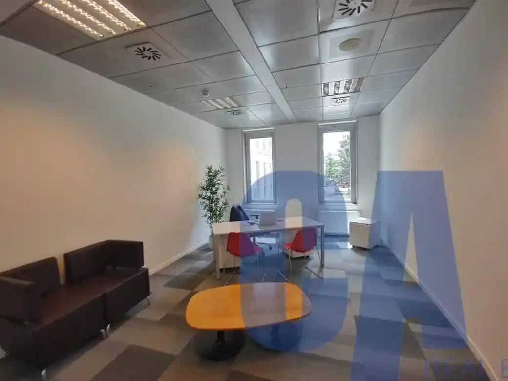 Palazzo - Edificio in affitto a San Donato Milanese