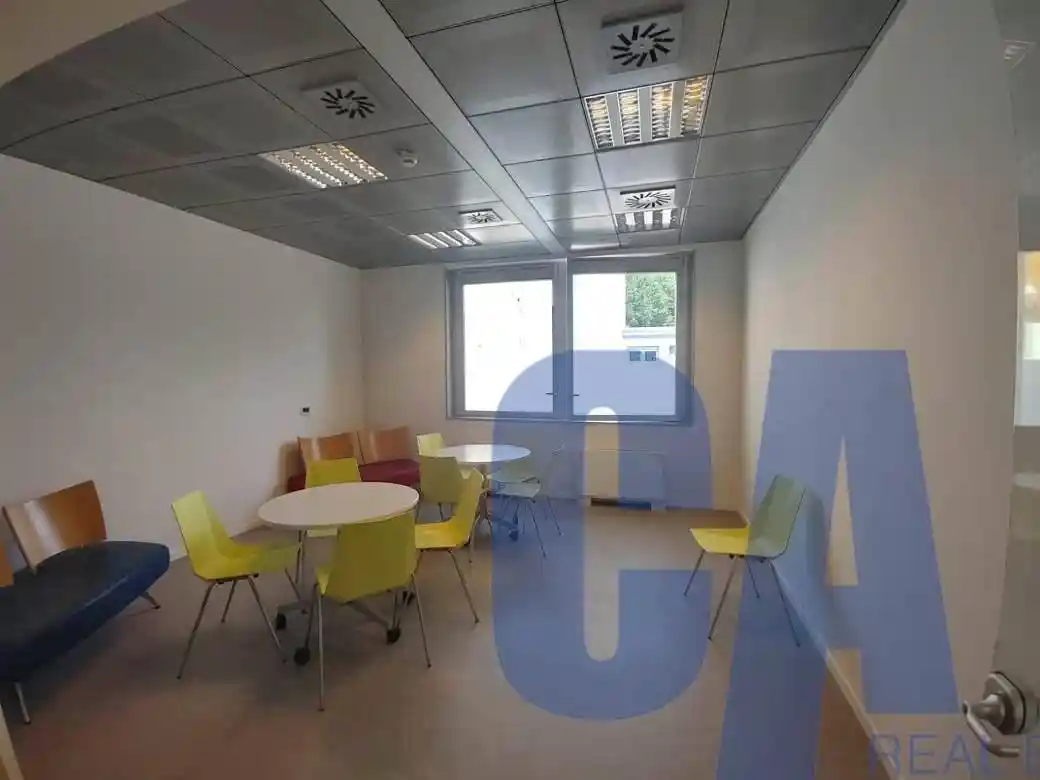 Palazzo - Edificio in affitto a San Donato Milanese