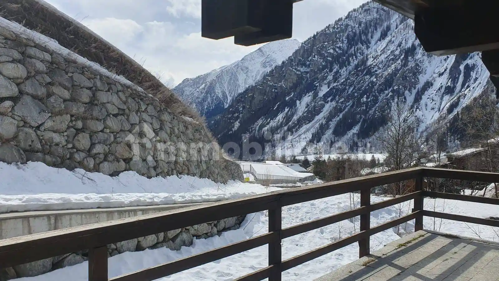 Appartamento in vendita a Courmayeur