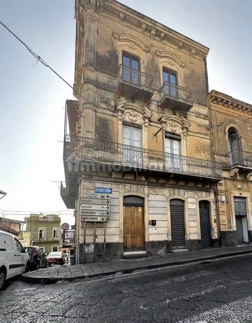 Palazzo - Edificio - foto 2