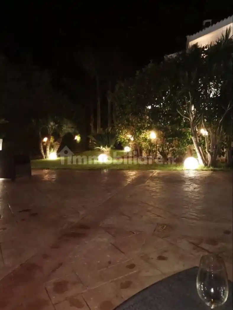 Villa in vendita a Altavilla Milicia