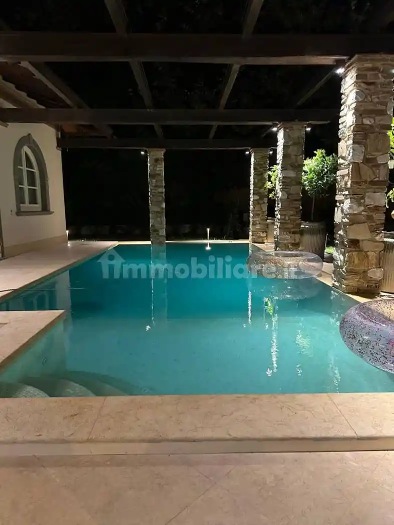 Villa in affitto a Pietrasanta
