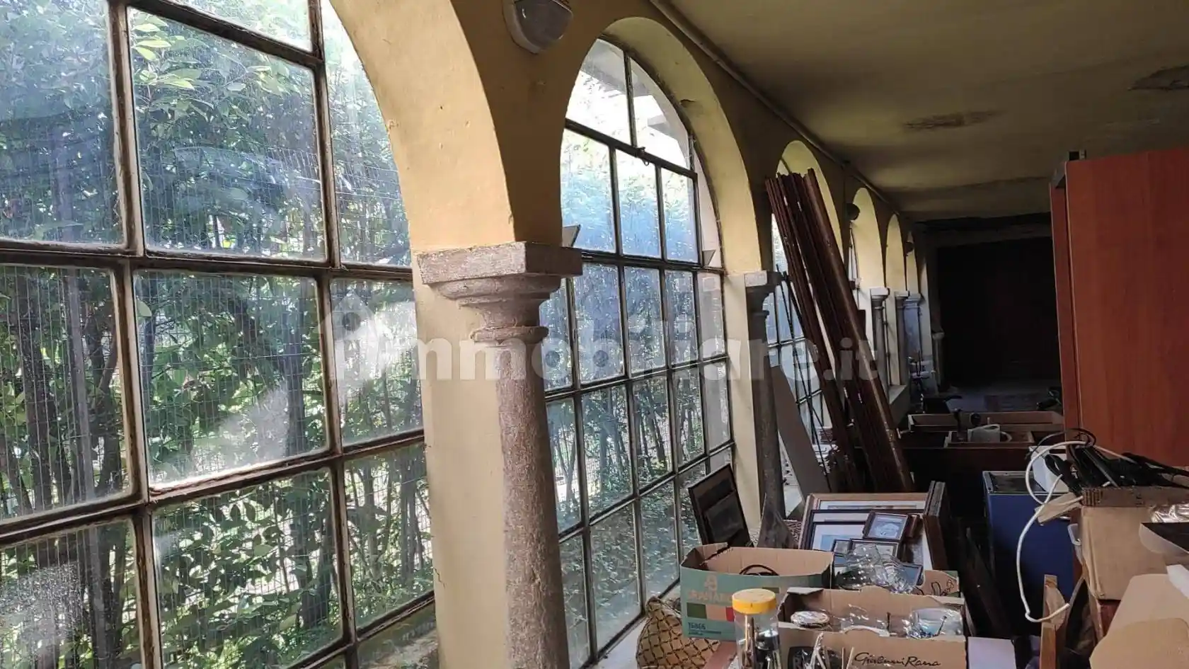 Villa in vendita a Lonato del Garda