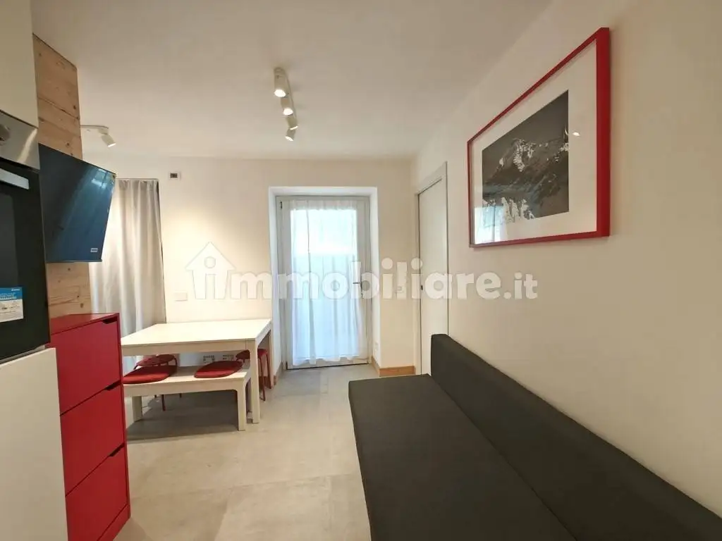 Bilocale via V Alpini 15, Centro, Chiesa in Valmalenco - foto 3