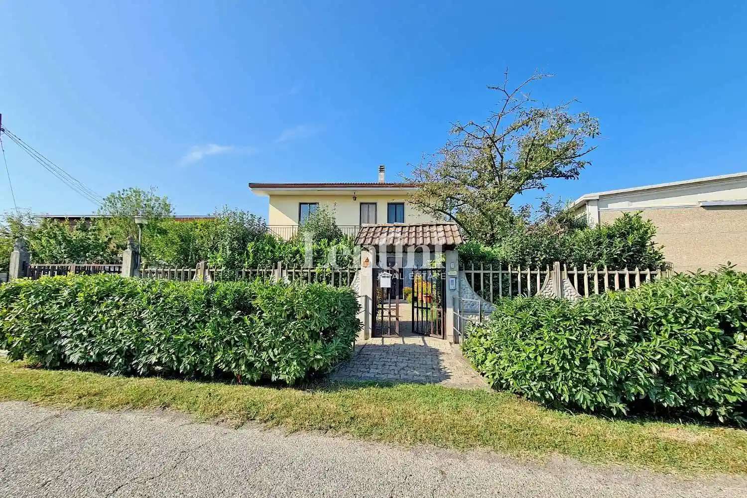 Villa in vendita a Villanova Monferrato