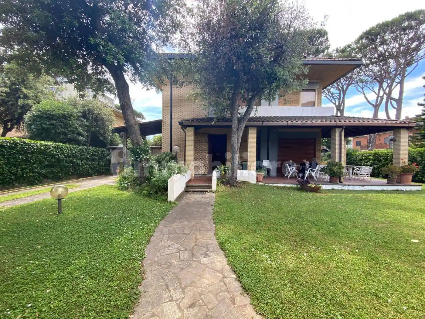 Villa in affitto a Fiumicino