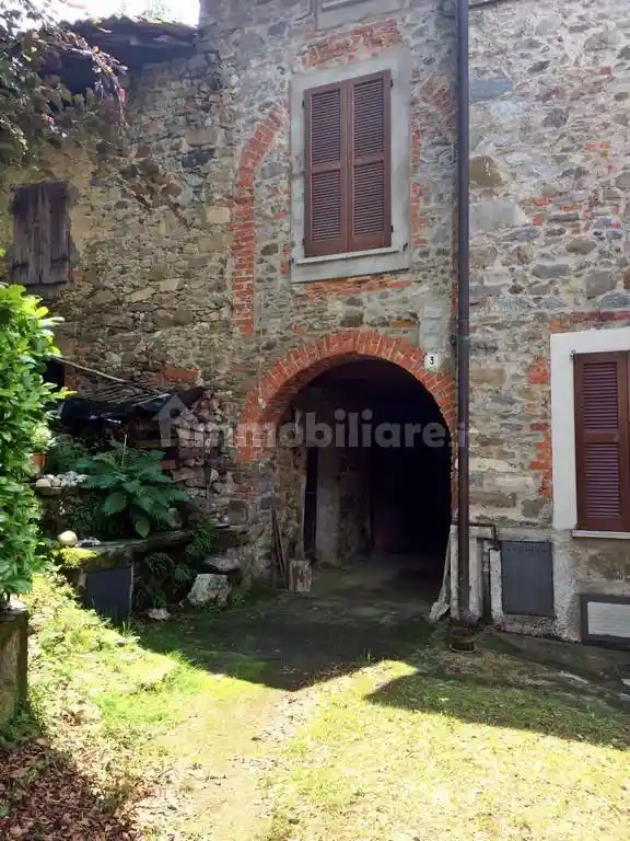 Rustico - Casale in vendita a Galbiate