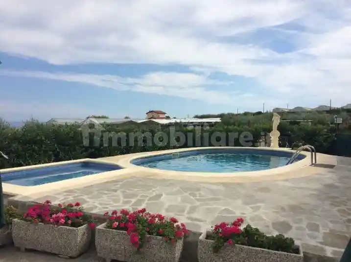Villa in vendita a Taggia