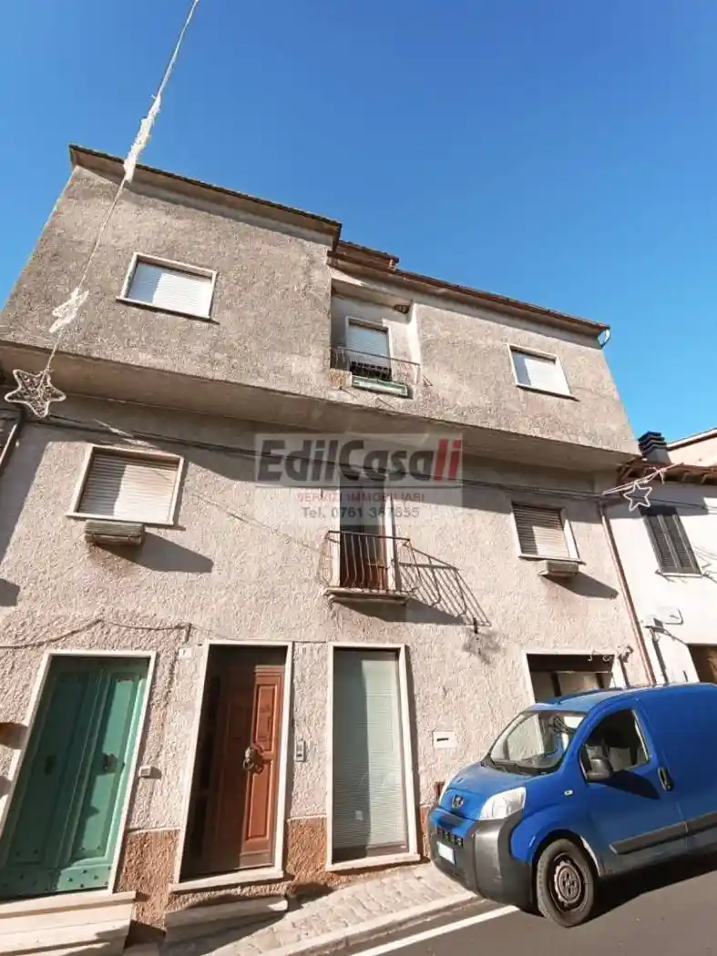 Casa indipendente in vendita a Alviano