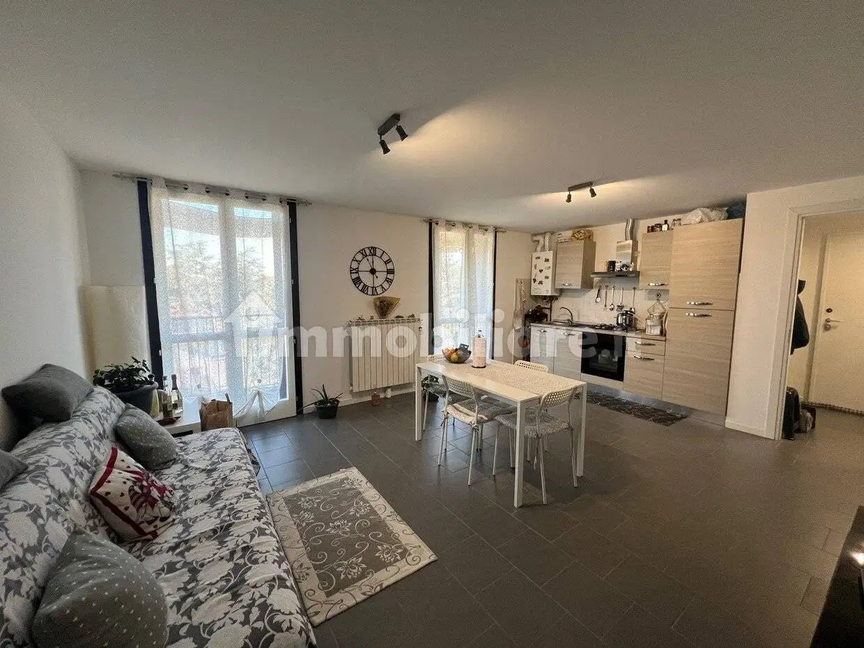 Bilocale via Francesco Valcamonica 44, Semicentro, Vimercate - foto 3