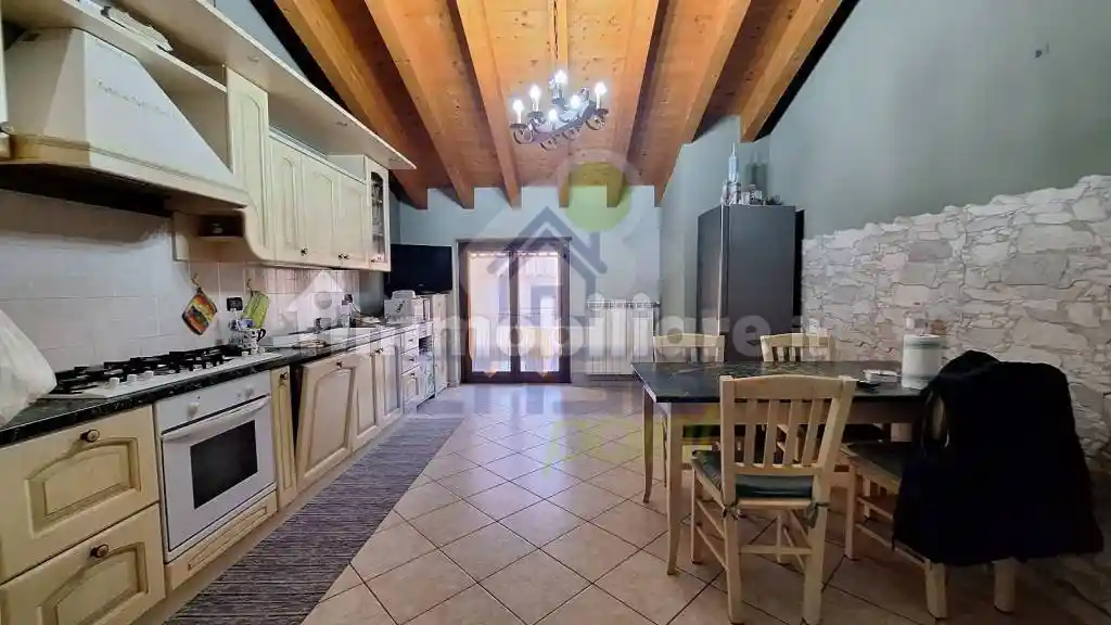 Casa indipendente in vendita a Pontevico