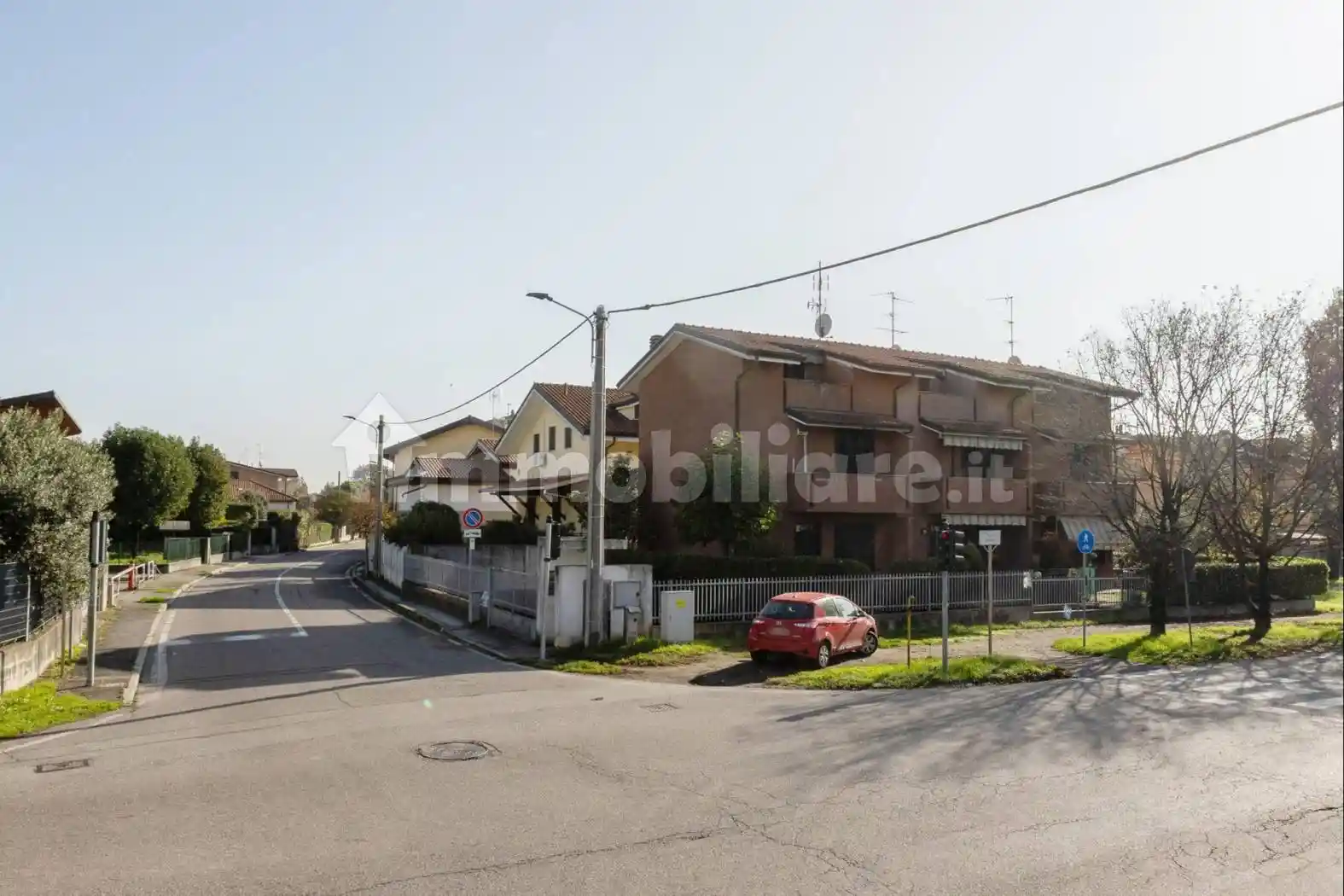 Villetta a schiera in vendita a Caronno Pertusella