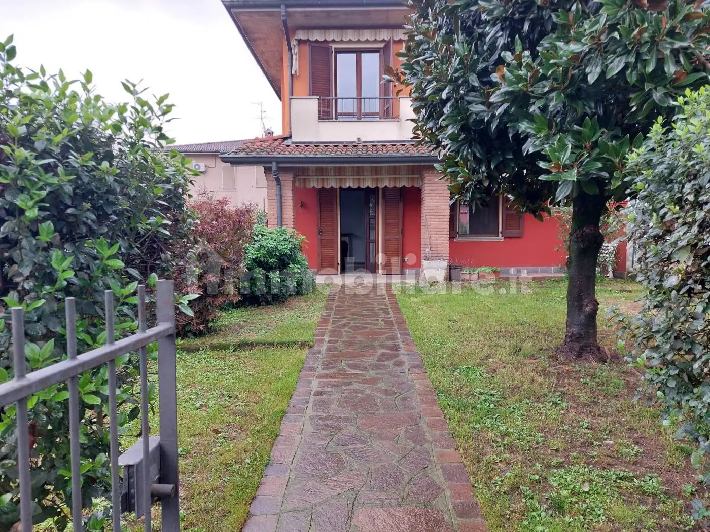 Villa in vendita a Torre Pallavicina