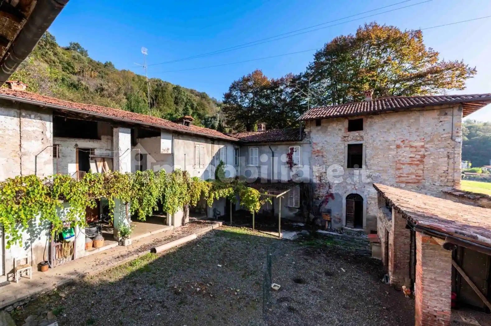 Rustico - Casale in vendita a Mozzo