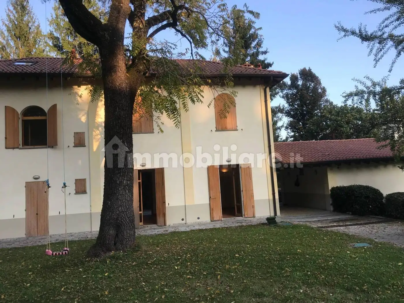 Villa in affitto a Varese