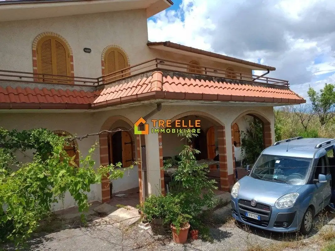 Villa unifamiliare corso Umberto I, Castelvetere sul Calore - foto 4