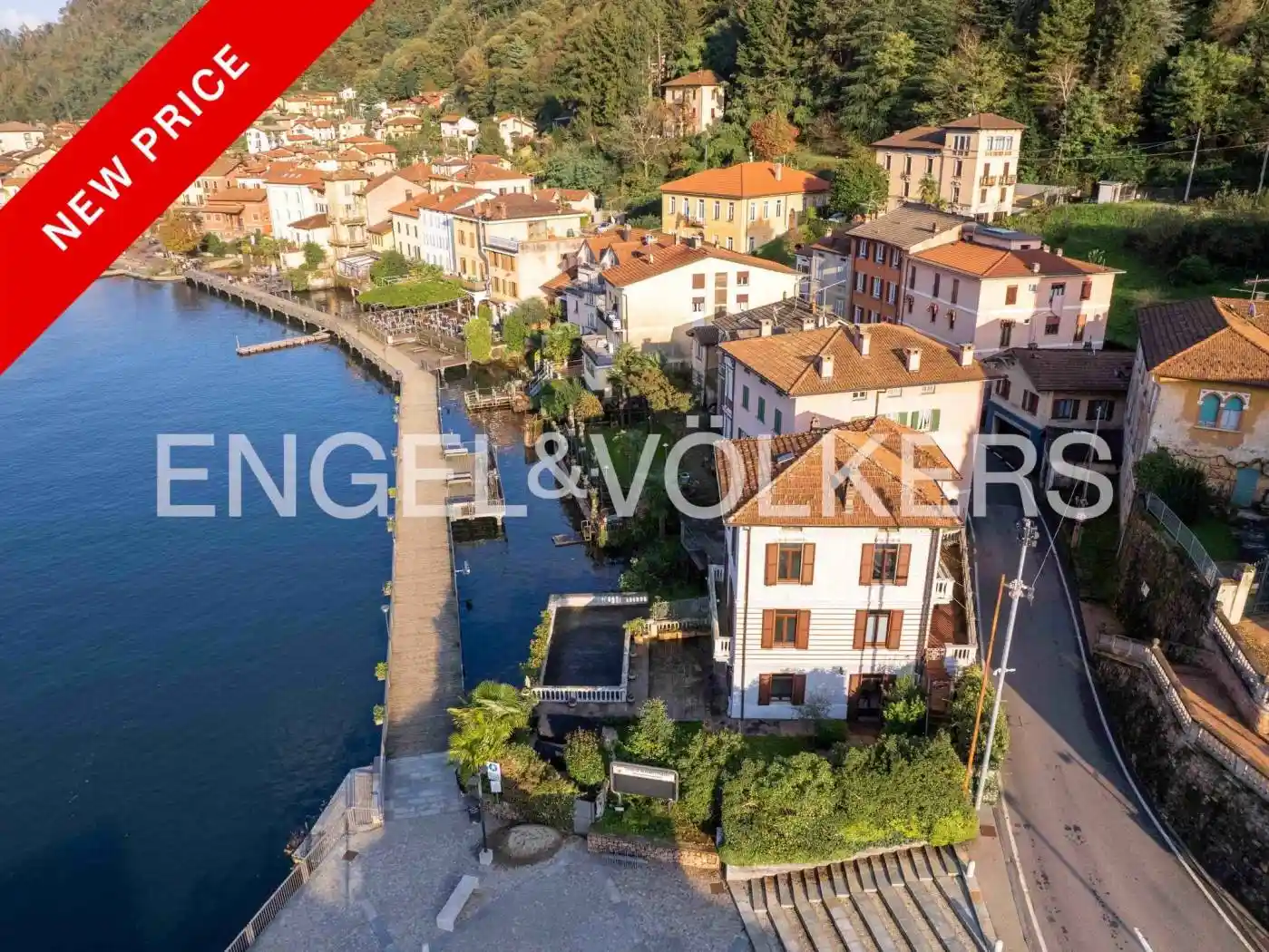 Villa in vendita a Porto Ceresio