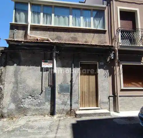 Appartamento in vendita a Bronte