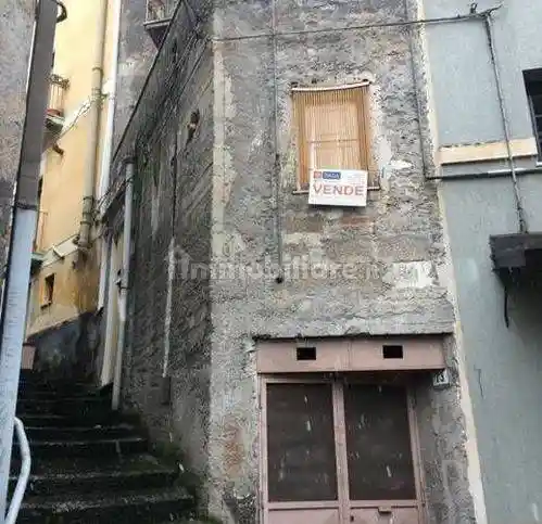 Appartamento in vendita a Bronte