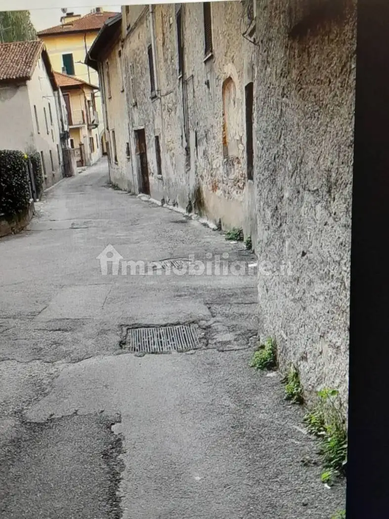 Appartamento in vendita a Sangiano