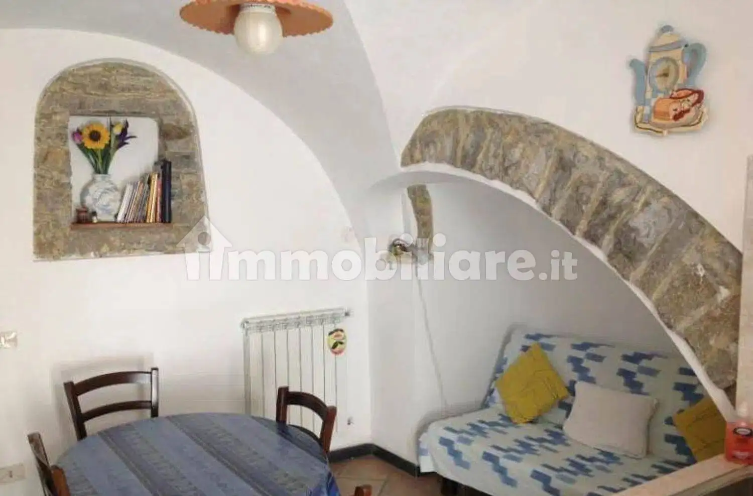 Appartamento in vendita a Imperia