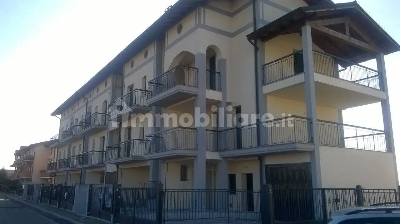 Appartamento in vendita a Brembio