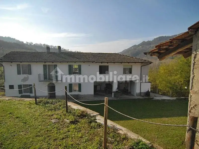 Rustico, da ristrutturare, 530 m², Bosia - foto 3