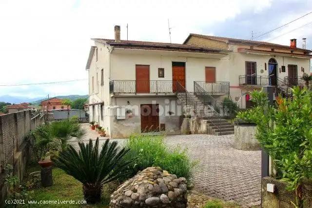 Rustico - Casale in vendita a Dugenta