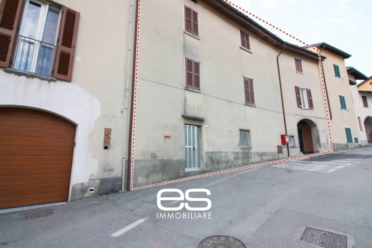 Casa indipendente in vendita a La Valletta Brianza