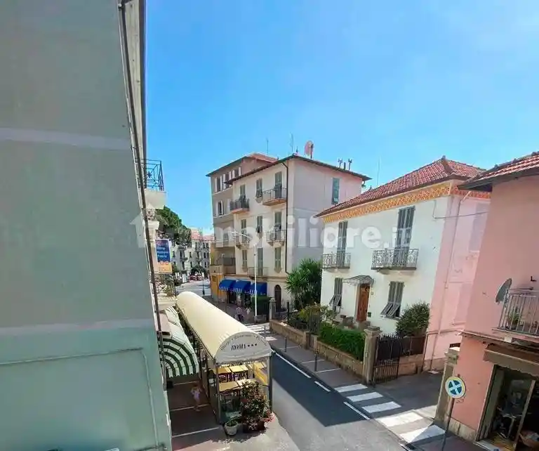 Appartamento in vendita a Taggia