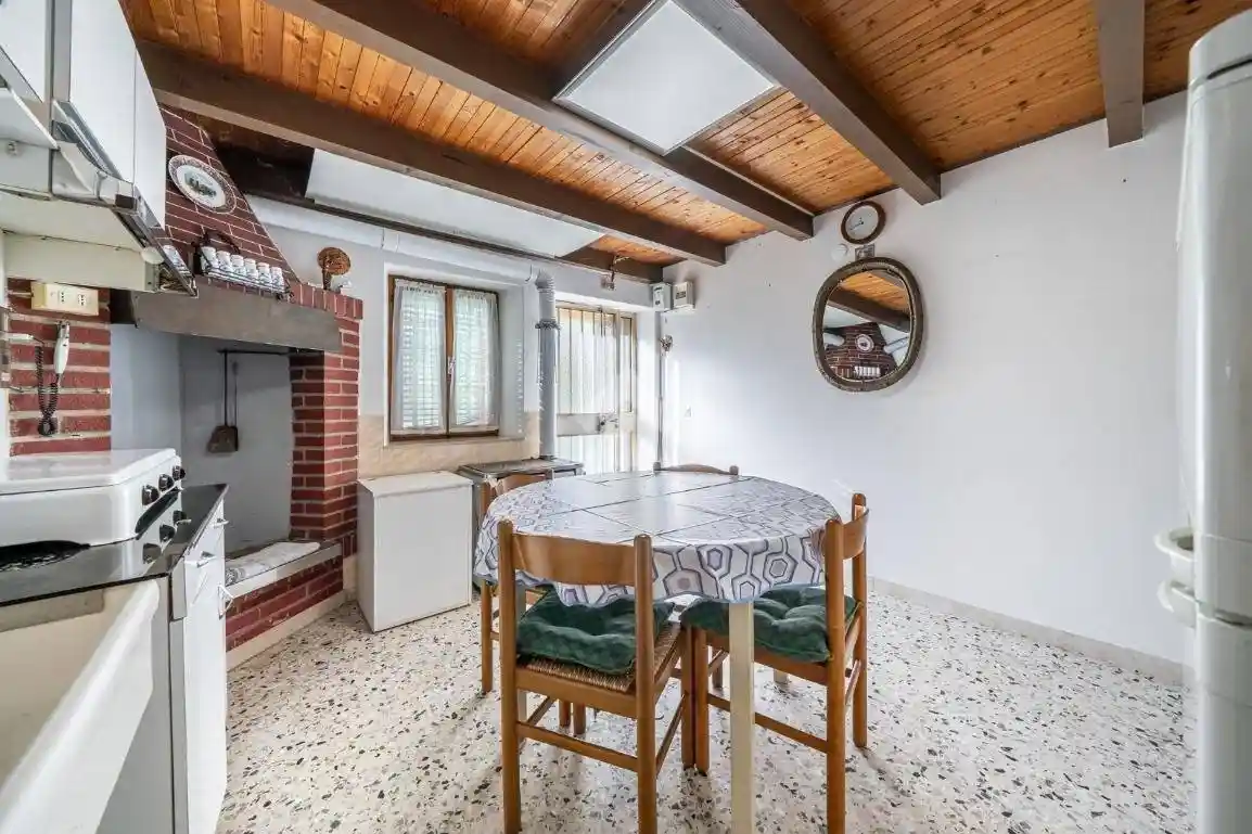 Rustico Contrada Roncari, San Rocco, Roverè Veronese - foto 2