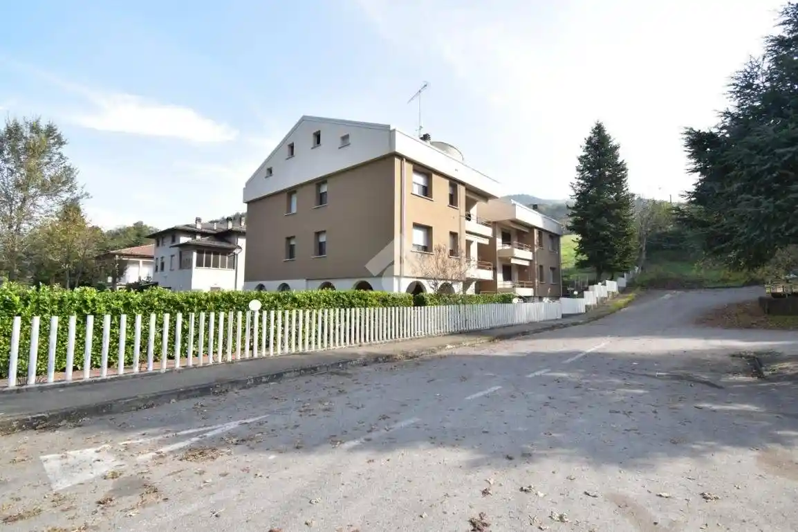 Appartamento in vendita a Calestano