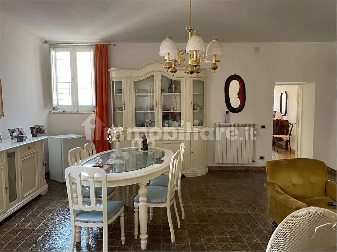 Casa indipendente in vendita a Falciano del Massico