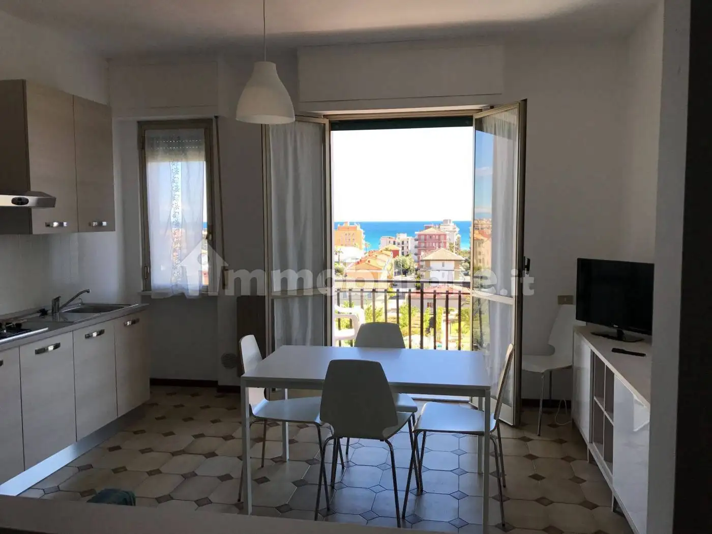 Appartamento in affitto a Pietra Ligure