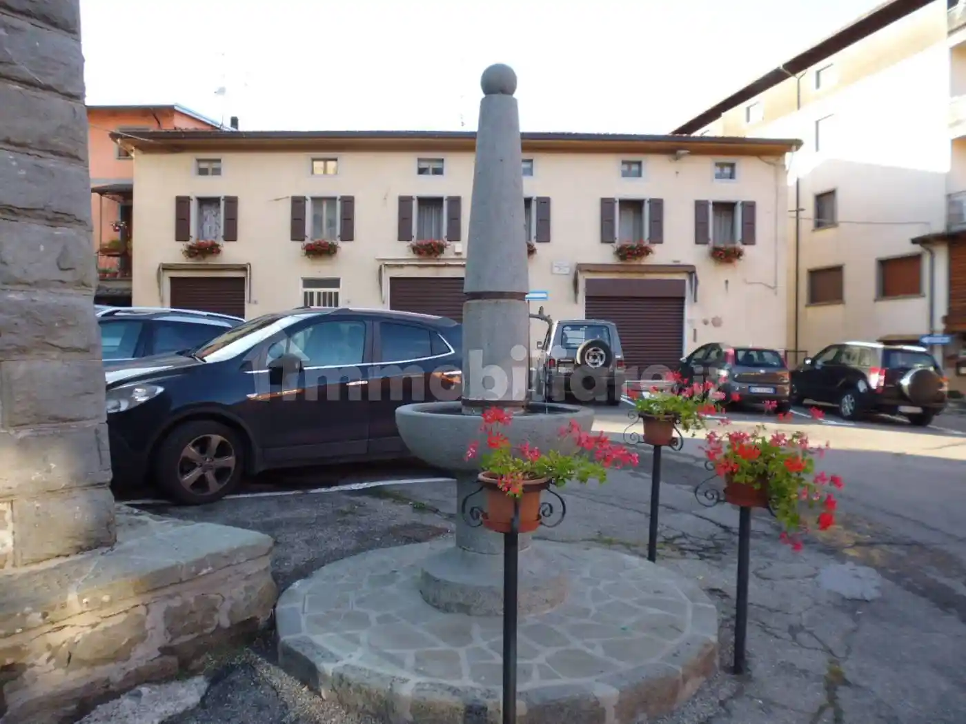 Palazzo - Edificio in vendita a Pievepelago